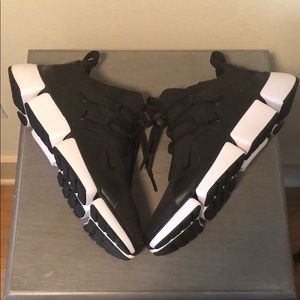 Nike Pocketknife DM